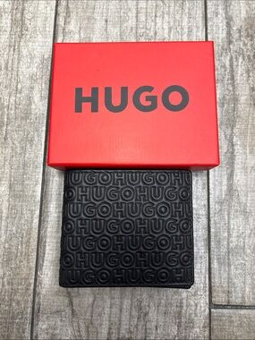 HUGO Black Embossed Logo Bifold Wallet New with Box